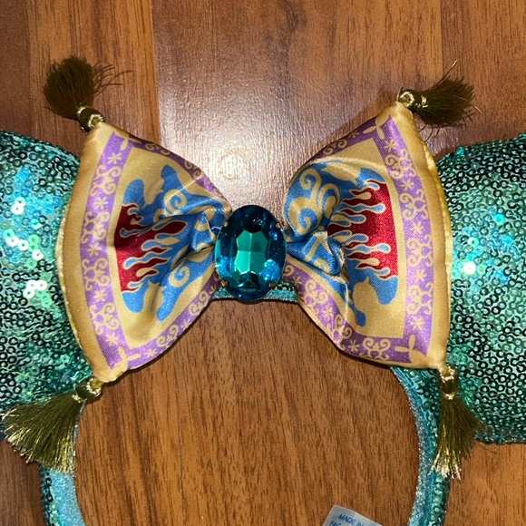 NWOT Tokyo Disney “Jasmine” Sequin Mickey Minnie Mouse Ears Headband - Picture 2 of 13